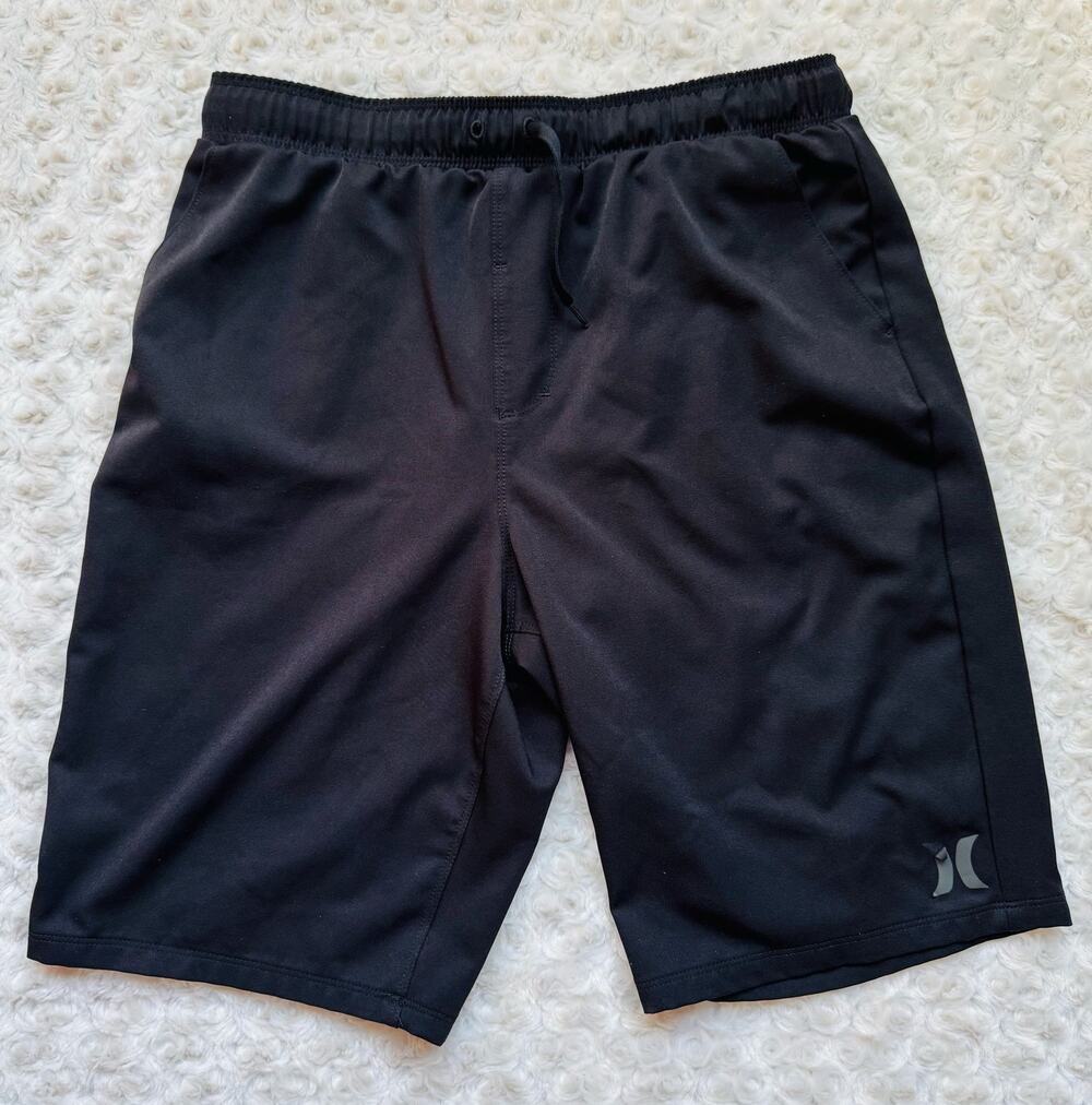 Hurley Boys Black Athletic Hybrid Elastic WaistbankShorts 13 to 15 years Size XL